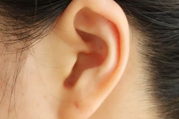 颈椎病会耳鸣失眠吗?