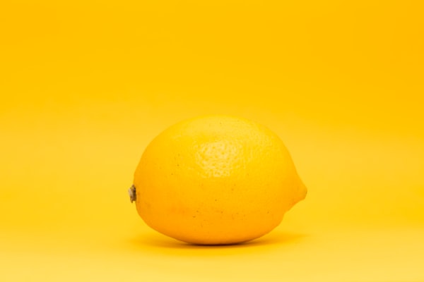 柠檬鸡爪有什么功效 柠檬鸡爪吃多会有害吗