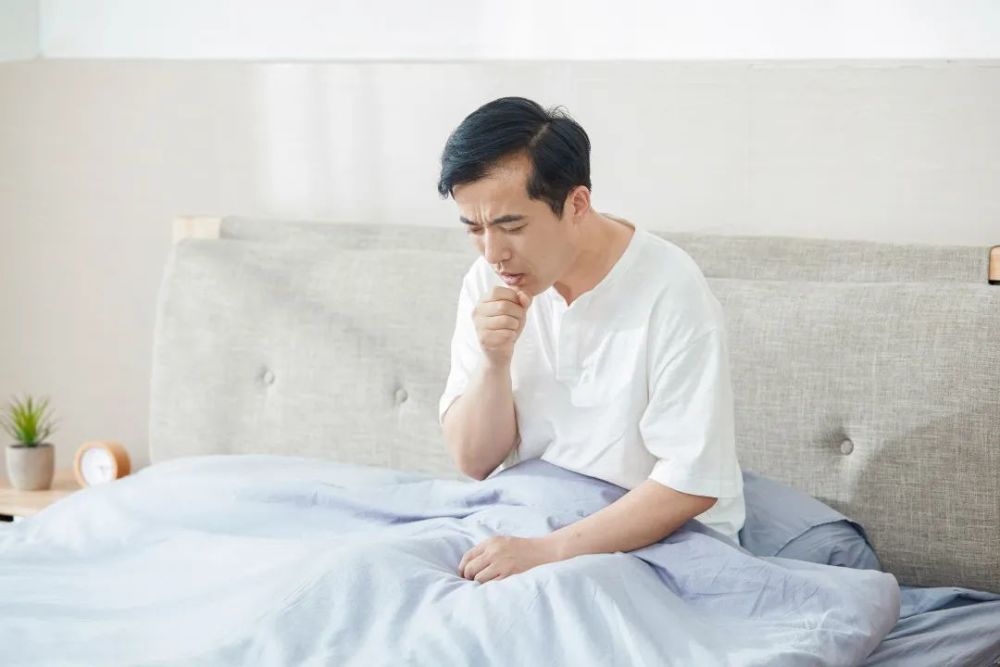 湿肺的症状是什么咳嗽/呼吸困难/发热