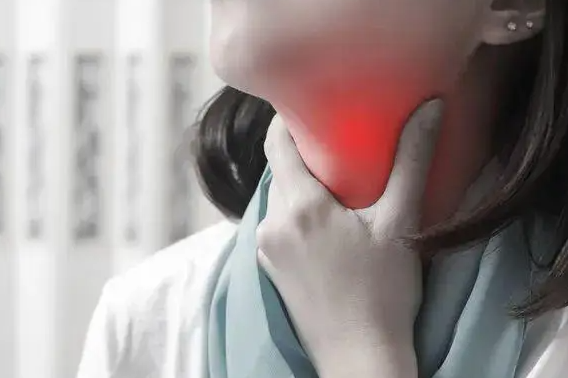 颈动脉瘤早期的8个征兆，颈部疼痛/面部或眼部疼痛等