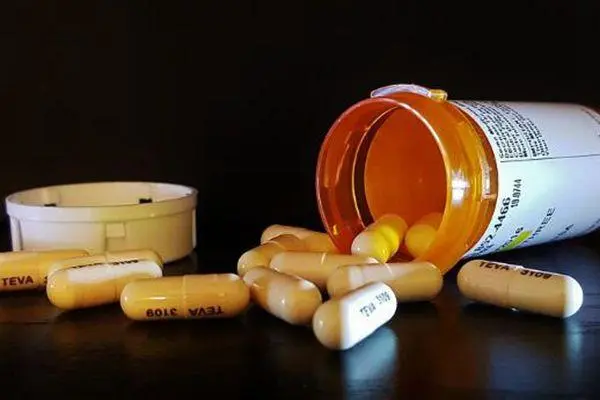 抗生素