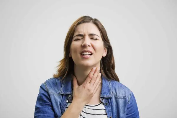 疱疹性咽峡炎症状及表现，症状表现有6种